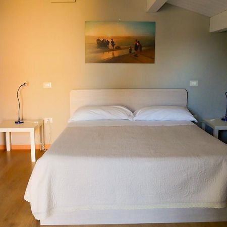 Otium Casa Vacanze-Servizio Spiaggia Incluso A 250 Mt Giulianova Esterno foto