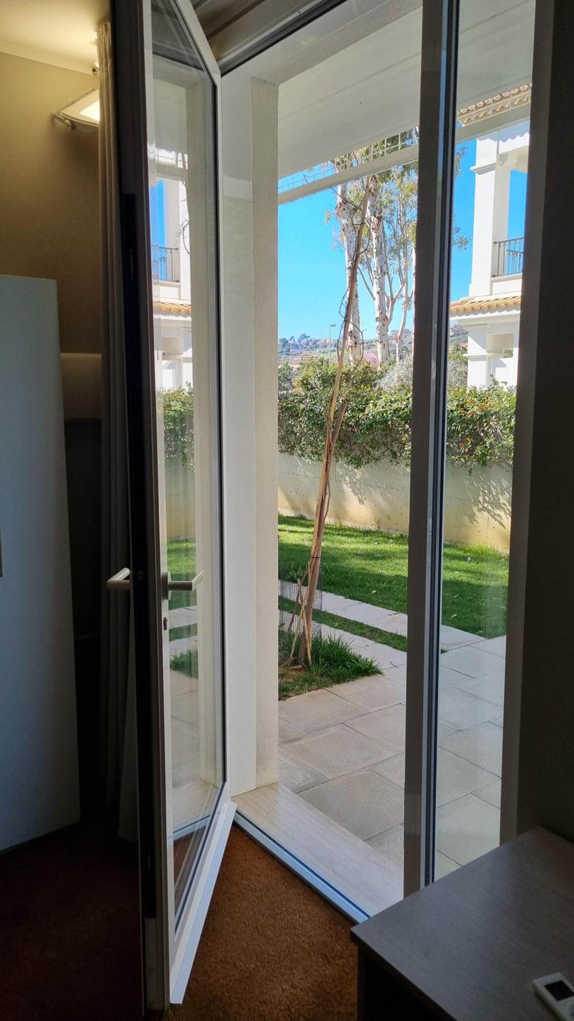 Otium Casa Vacanze-Servizio Spiaggia Incluso A 250 Mt Giulianova Esterno foto